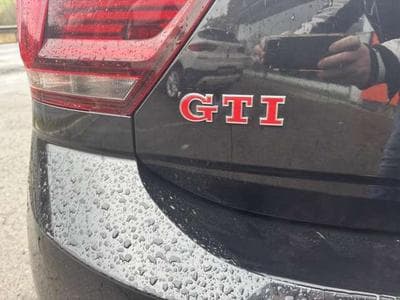 VW Polo 2.0 TURBO 200PS DSG (2019) - Foto 7