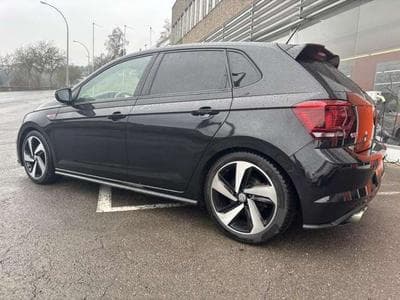 VW Polo 2.0 TURBO 200PS DSG (2019) - Foto 8