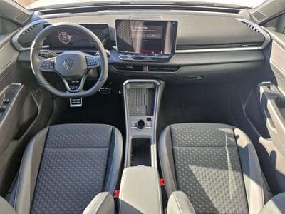 VW T-Roc R-Line 1.5 eTSI 150PS (2026) - Photo 4