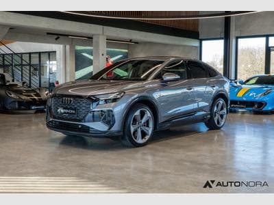 Audi Q4 e-tron Q4 55 e-tron Sportback quattro S line (2024) - Foto 1