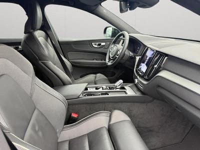 Volvo XC60 B5 Black Edition Plus / Essence (2025) - Foto 15