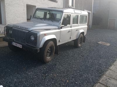 Land-Rover Defender (2013) - Photo 2