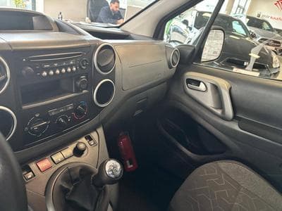 Peugeot Partner Tepee (2017) - Photo 12