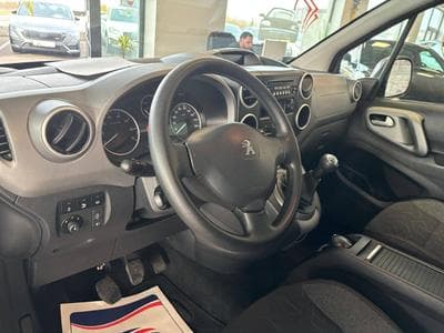 Peugeot Partner Tepee (2017) - Photo 8