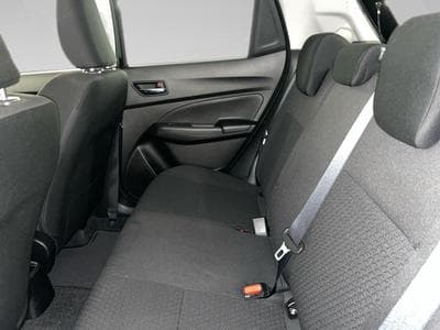 Suzuki Swift 1.2 GLX (2019) - Photo 11