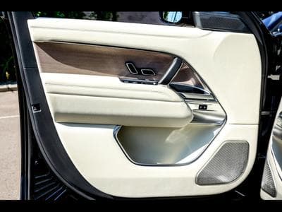 Land-Rover Range Rover 4.4 P530 FIRST EDITION SWB AWD (2022) - Photo 9