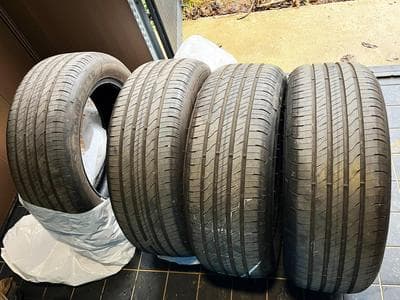 Tires – 17 - Photo 1
