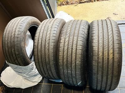 Tires – 17 - Photo 1