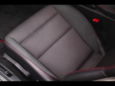 Porsche Cayman 718 T 2.0 MANUAL – CARRARA WHITE METALLIC (2020) - Photo 12