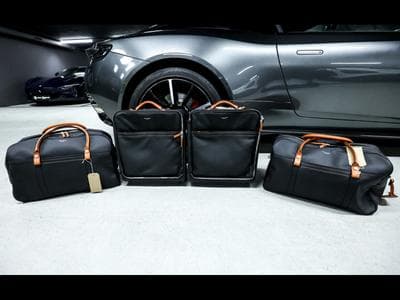 Aston-Martin DB11 5.2 V12 COUPE (639 CH) – MAGNETIC SILVER – WARRANTY 04/2027 (2022) - Foto 8