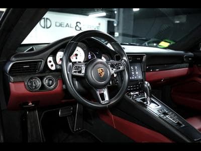 Porsche 911 (991.2) 3.8 TURBO COUPE PDK – GT-SILVER (2017) - Photo 10