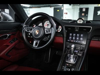 Porsche 911 (991.2) 3.8 TURBO COUPE PDK – GT-SILVER (2017) - Photo 12