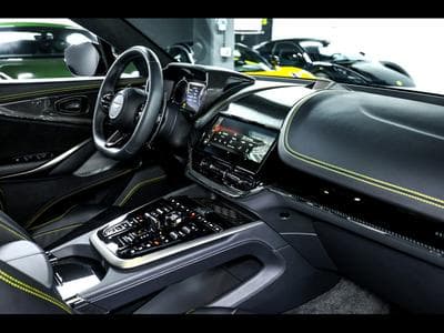 Aston-Martin DBX 707 MY25.5 - MALACHITE GREEN (2025) - Foto 15