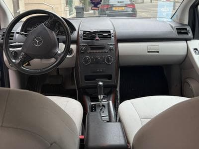 Mercedes 180 (2007) - Photo 1