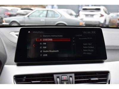 BMW X1 18d sDrive 2.0d Sport Line CUIR GPS CAM PARK HUD KEYLESS 1°M (2022) - Photo 11