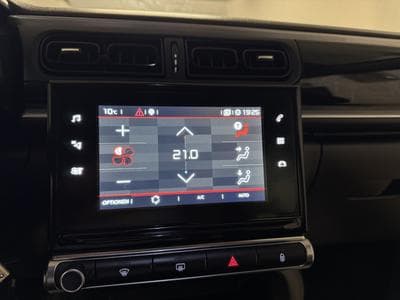 Citroën C3 1.5 BlueHDI 102Ch 6vitesses-navi-radars de recul (2019) - Foto 14
