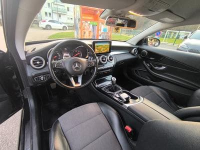 Mercedes C 220 (2016) - Photo 9