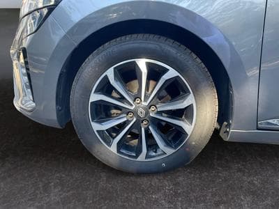 Renault Clio 1.6 Tce E-TECH Hybrid Techno EDC (2024) - Photo 5