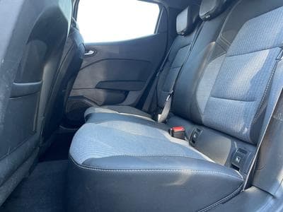 Renault Clio 1.6 Tce E-TECH Hybrid Techno EDC (2024) - Photo 6