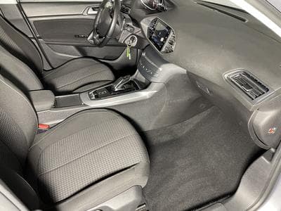 Peugeot 308 SW 1.5 BlueHDI 130 ACTIVE EAT8 GPS CARPLAY (2021) - Foto 15