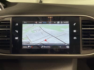 Peugeot 308 SW 1.5 BlueHDI 130 ACTIVE EAT8 GPS CARPLAY (2021) - Foto 8