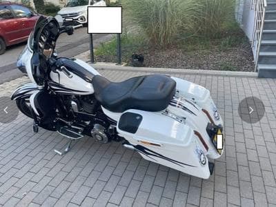 Harley-Davidson CVO Street Glide (2016) - Foto 1