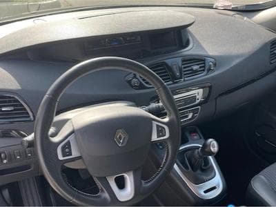 Renault Grand Scenic Bose Edition (2013) - Photo 9