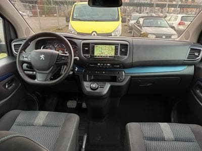 Peugeot Traveller (2019) - Photo 6