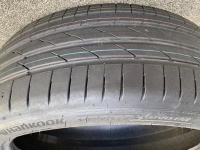 Tires – 20 - Photo 1
