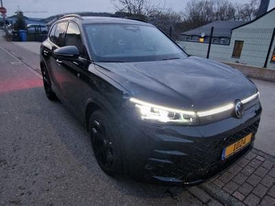 VW Tiguan R - Line Black Style (2024) - Photo 6