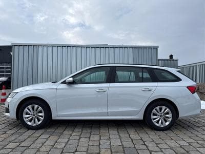 Skoda Octavia Selection 1,5 TSI (2026) - Foto 4