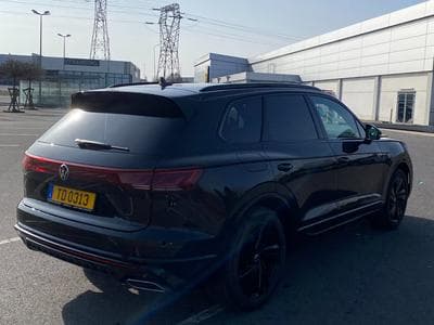 VW Touareg R-LINE (2025) - Photo 2