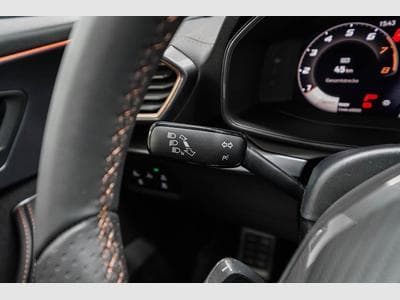 Cupra Formentor 1,5 eTSI DSG (2025) - Photo 10