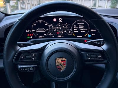 Porsche Taycan 4S (2021) - Photo 3