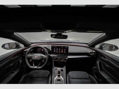 Cupra Formentor 2,0 TSI DSG (2025) - Photo 5