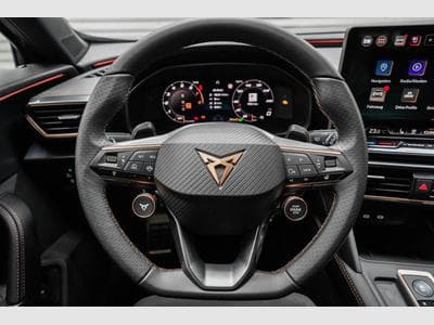 Cupra Formentor 2,0 TSI DSG (2025) - Photo 8