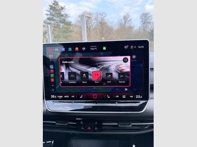 VW Golf R 8,5 2 L TSI 333 PS 4 MOTION (2024) - Foto 12