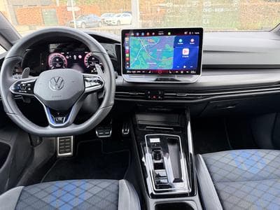 VW Golf R 8,5 2 L TSI 333 PS 4 MOTION (2024) - Foto 9