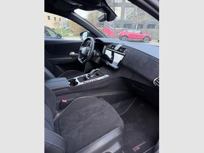 DS Automobiles DS7 DS7 E-TENSE 360 performance Line (2023) - Photo 8