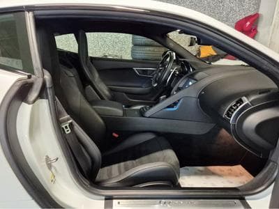Jaguar F-Type 3.0 V6 P-340 COUPE R-DYNAMIC MERIDIAN PANO CUIR NAVI 1 HAND (2019) - Photo 4