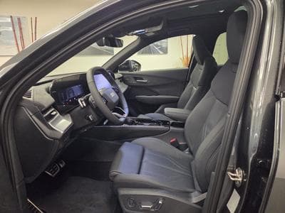 Audi Q3 SUV S Line 265 CV / 195 KW TFSI quattro S tronic (2026) - Foto 3