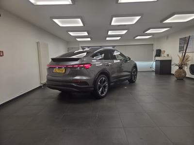 Audi Q4 e-tron e-tron S Line 286 CV / 210 KW Sportback (2026) - Foto 7