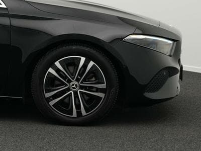 Mercedes A 180 d Progressive LED+Apple+MBUX (2024) - Photo 8