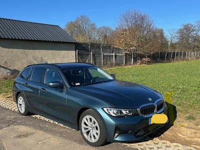 BMW 318 (2019) - Photo 1