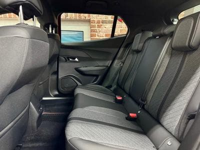 Peugeot 2008 2008 1.2 101cv ALLURE  Navi/camera/Jalu 17 (2024) - Photo 6