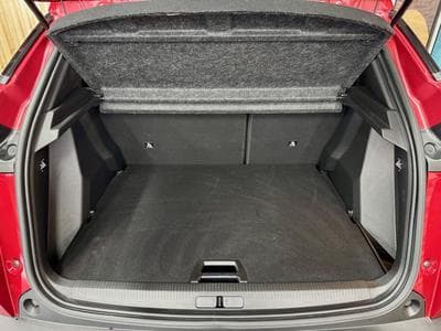 Peugeot 2008 2008 1.2 101cv ALLURE  Navi/camera/Jalu 17 (2024) - Photo 7