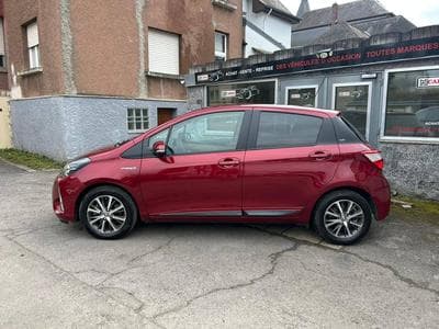 Toyota Yaris 1.5 HYBRIDE ESSENCE AUTOMATIQUE 9.000KM (2020) - Foto 3