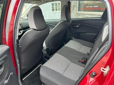 Toyota Yaris 1.5 HYBRIDE ESSENCE AUTOMATIQUE 9.000KM (2020) - Photo 11