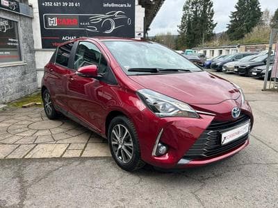Toyota Yaris 1.5 HYBRIDE ESSENCE AUTOMATIQUE 9.000KM (2020) - Photo 9