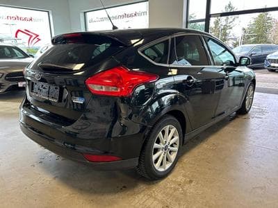 Ford Focus Lim. Titanium (2015) - Photo 3